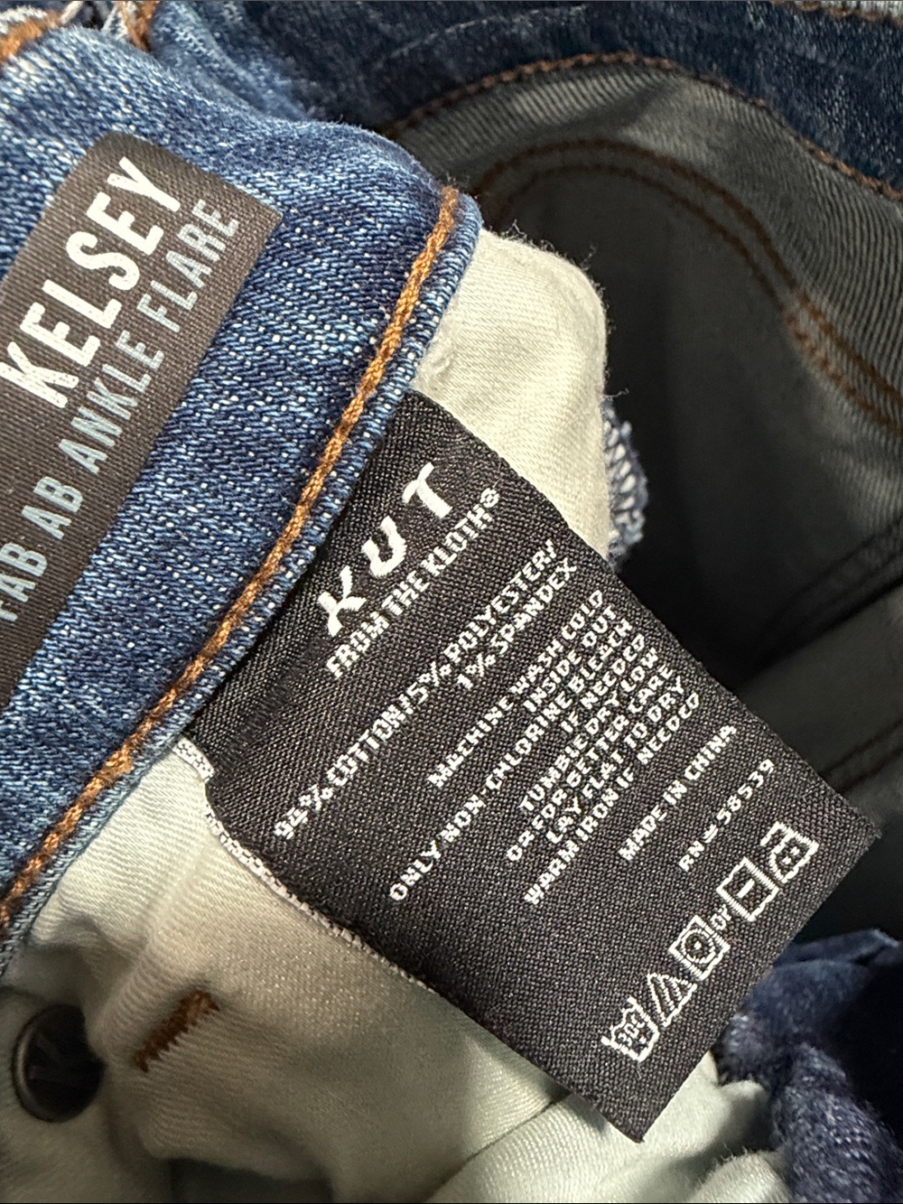 KUT from the Kloth Wide Leg Crop - Picture 9 of 9